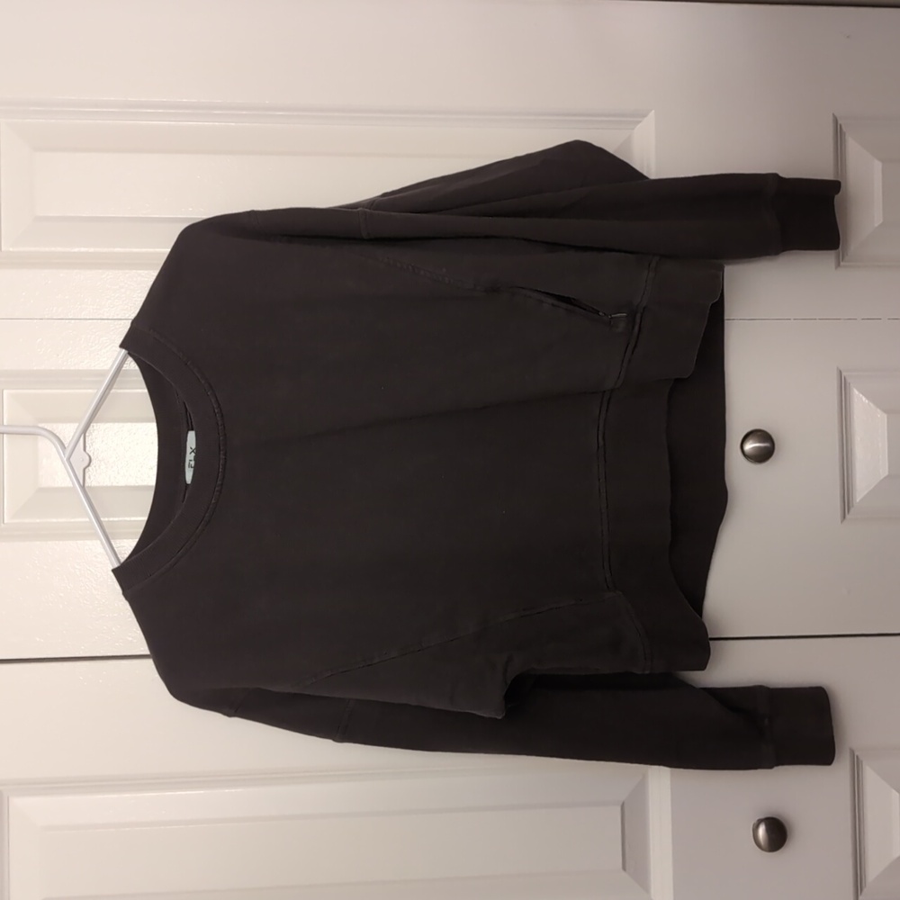 FLX grey sweatshirt with zippered pocket